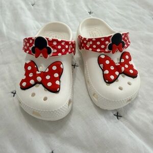 Toddler Crocs x Disney Minnie Mouse Sz 5: Almost New!